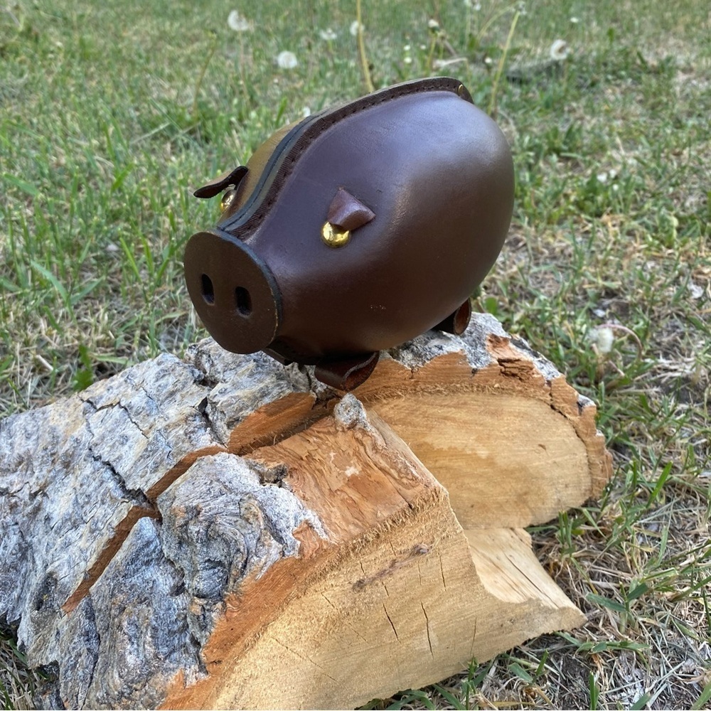Vintage leather pig piggy bank stamped Kounoike genuine Leather coin‎ bank